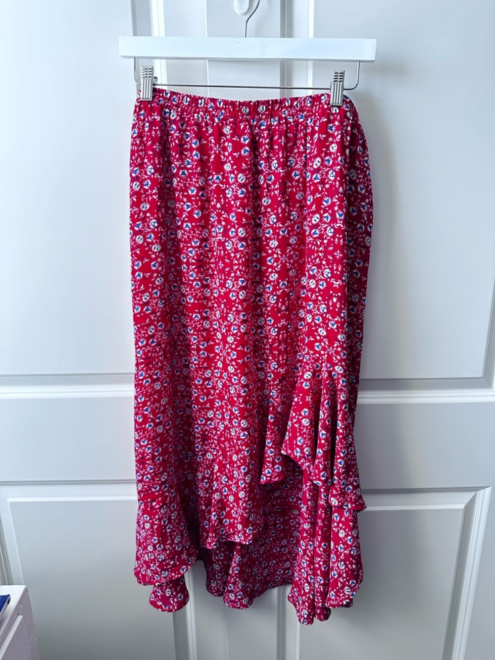 Max Studios Sz. XL Red Floral Ruffle Maxi Skirt